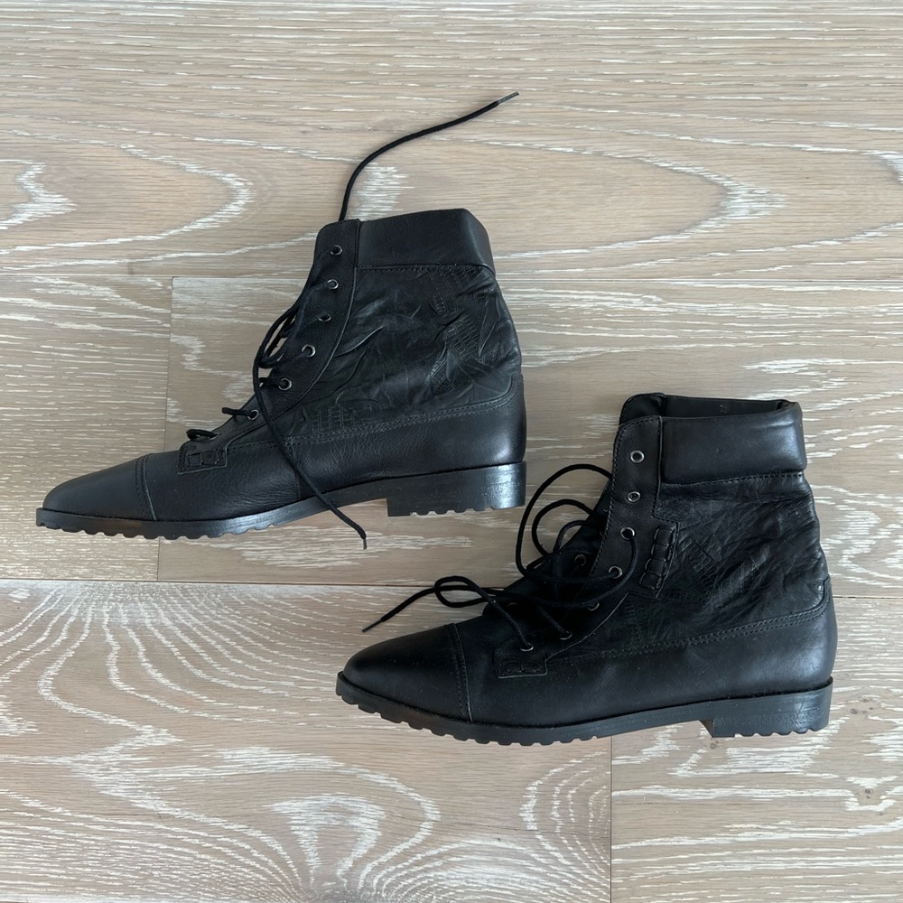 Leather Boots - Picture 3 of 9